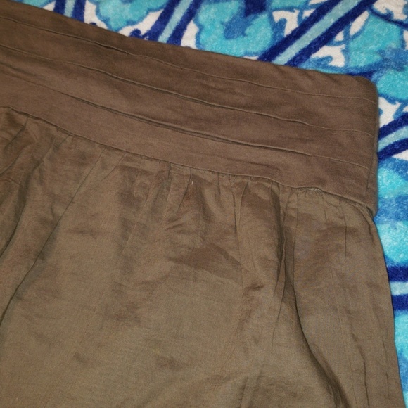 3/$20 Ann Taylor LOFT Brown Skirt Size Small - Picture 2 of 3